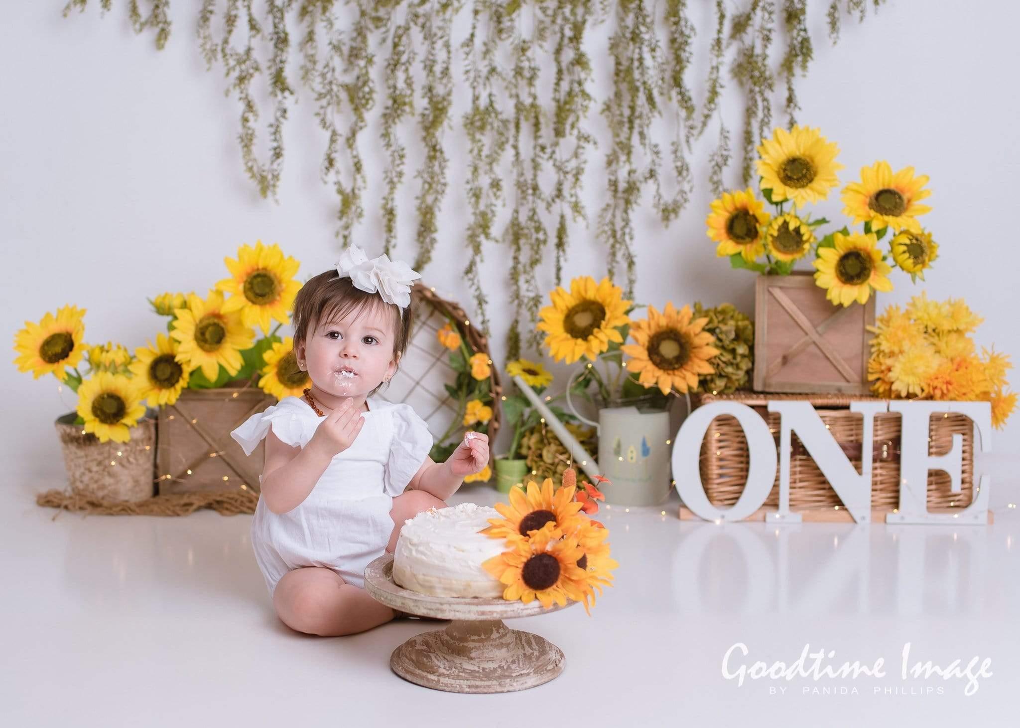 Allenjoy Sunflower Cakesmash Backdrop Designed by Panida Phillips - Allenjoystudio
